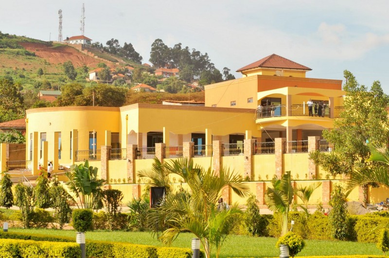 Nican Resort Hotel